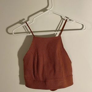 Super cute strapped crop top!